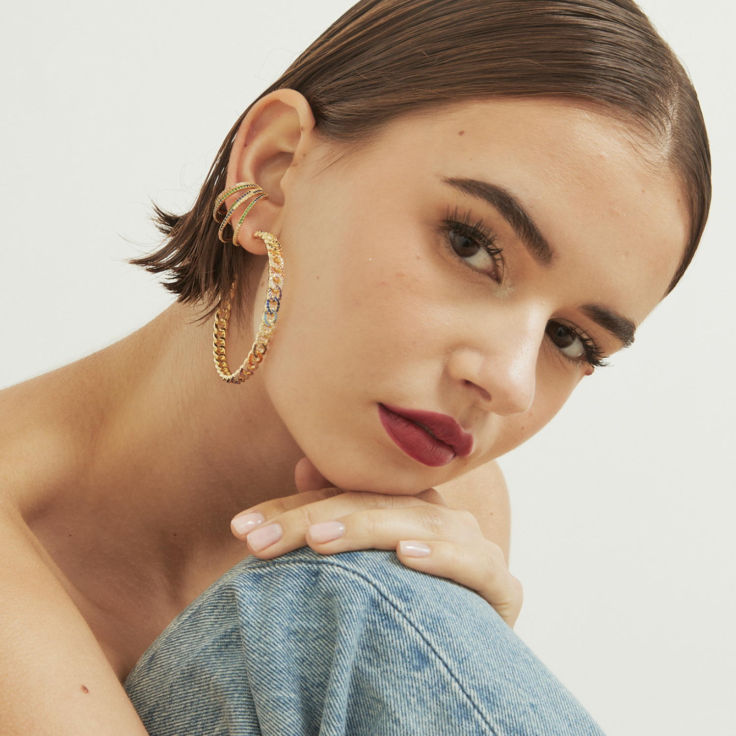 MANCHETTE D'OREILLE DEIO