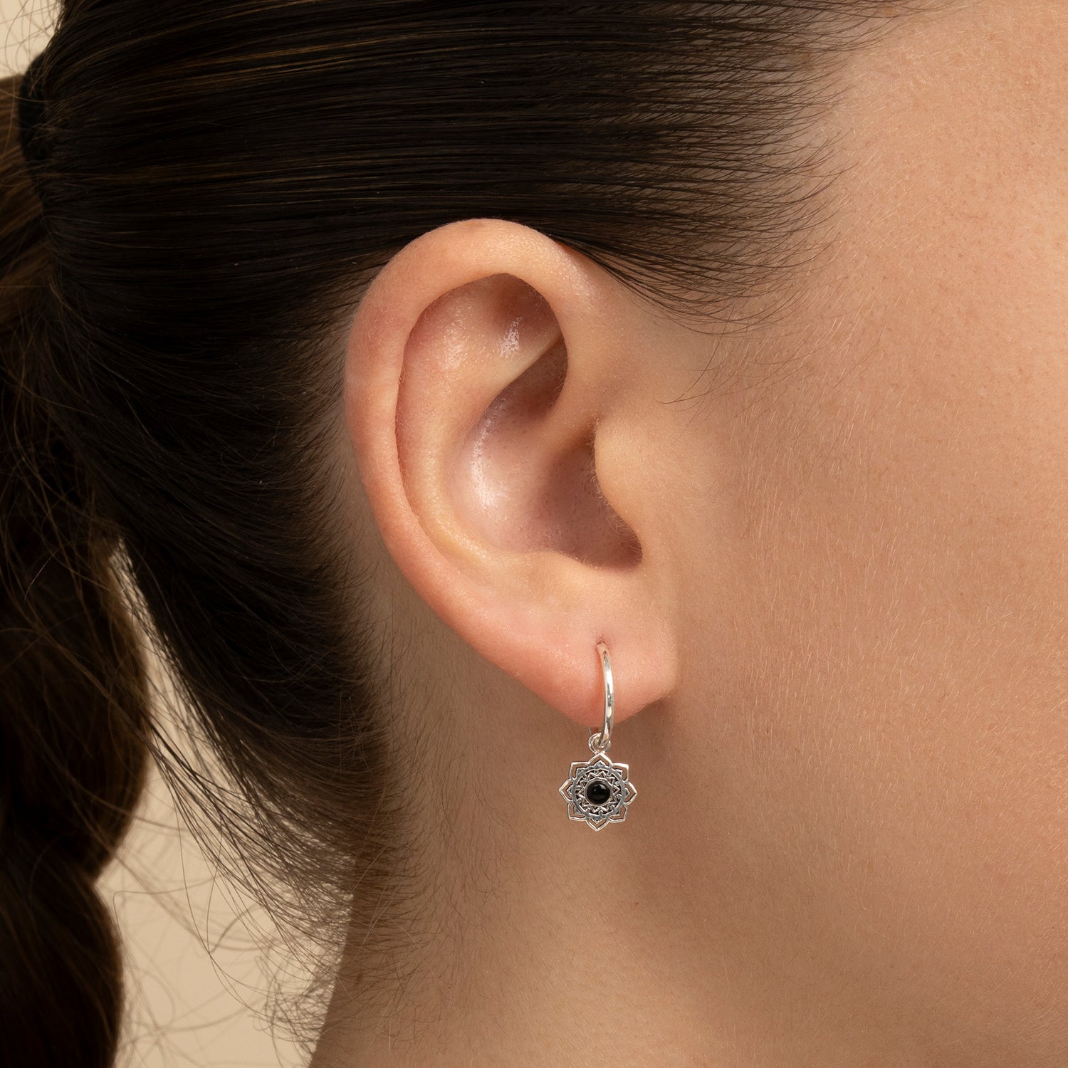 PENDIENTE PIERCING ARO BENIRRÁS ÓNIX