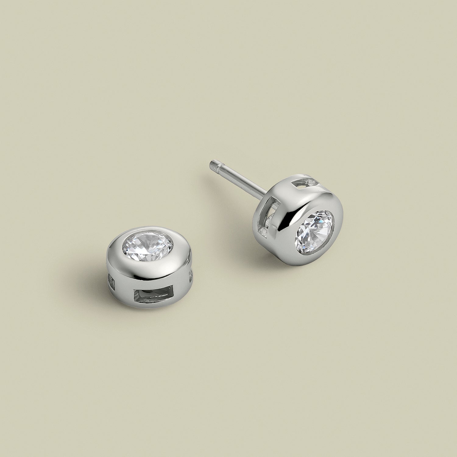 PENDIENTES SILVER SOLITAIRE
