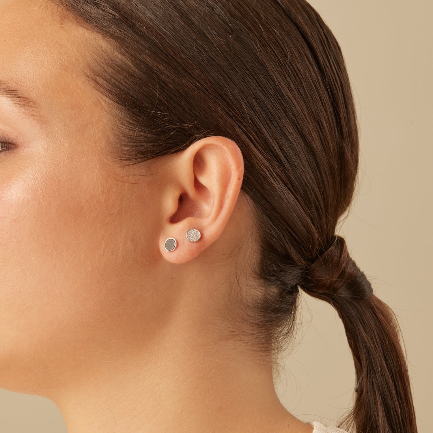 ASYMMETRISCHE OORBELLEN NEW-FULL MOON