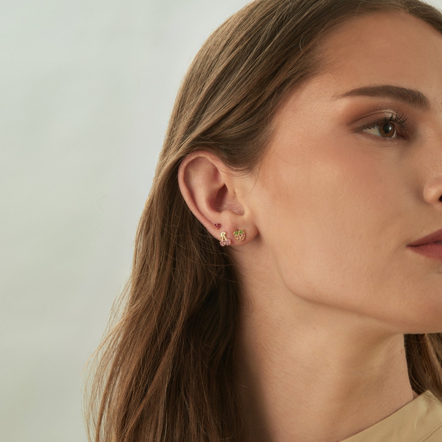 STRAWBERRY SINGLE EARRING