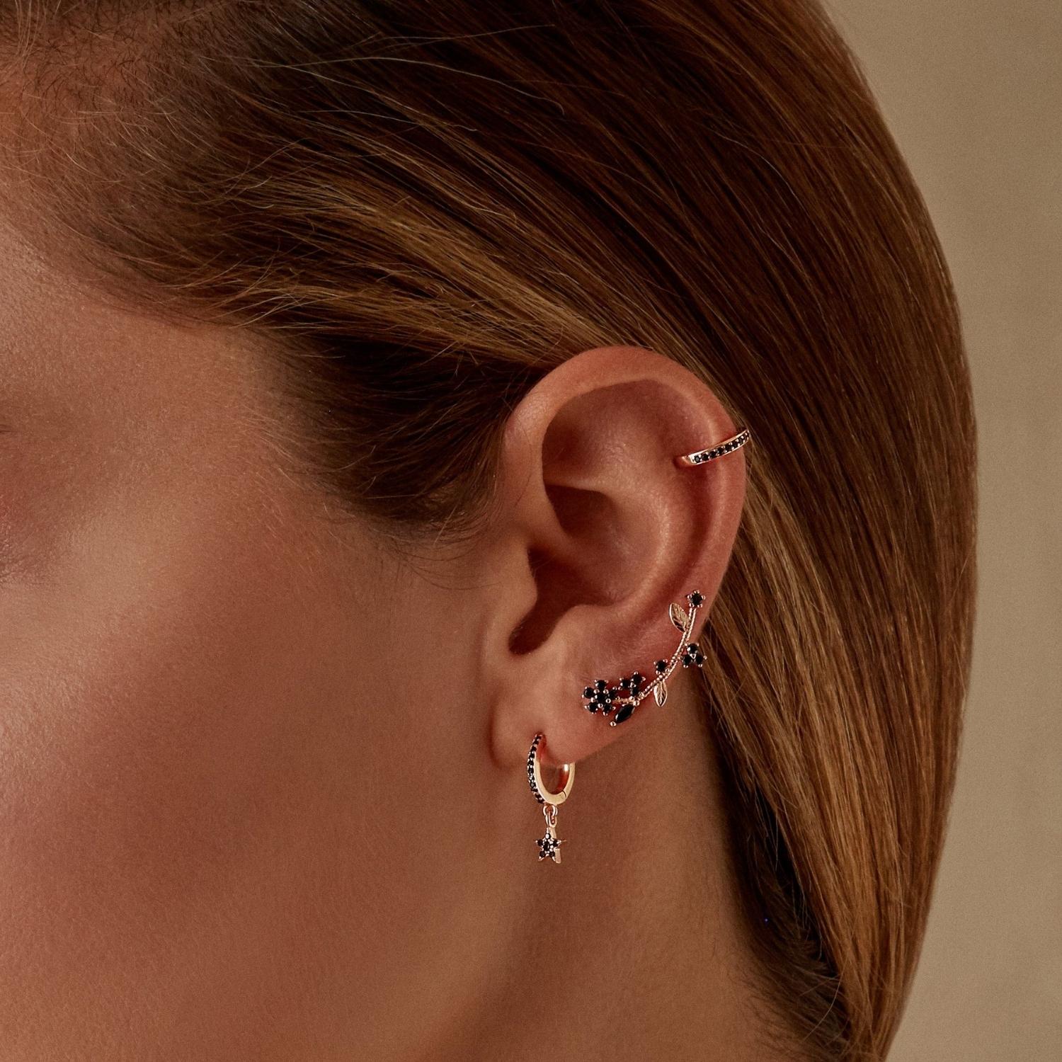 ORECCHINO PIERCING A CERCHIO CON STELLA CADENTE SPINELLO IN ORO ROSA