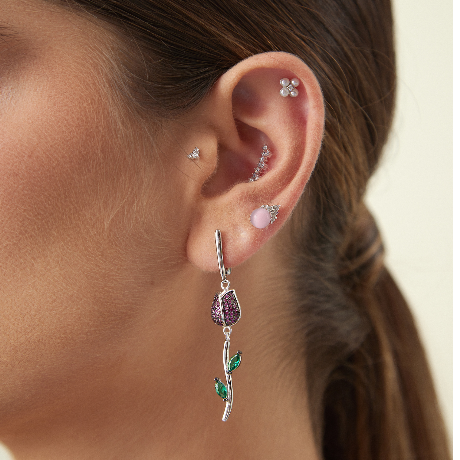 ORECCHINO PIERCING A CERCHIO CON ROSA-L