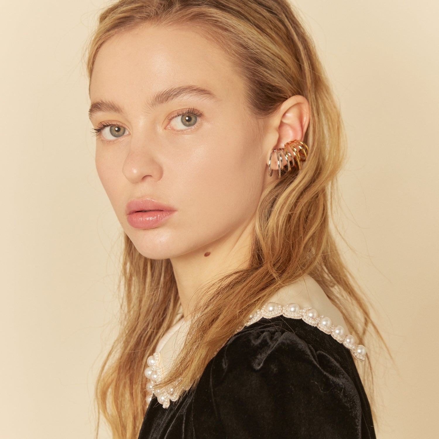 BOUCLE D'OREILLE EN ARGENT DEIO