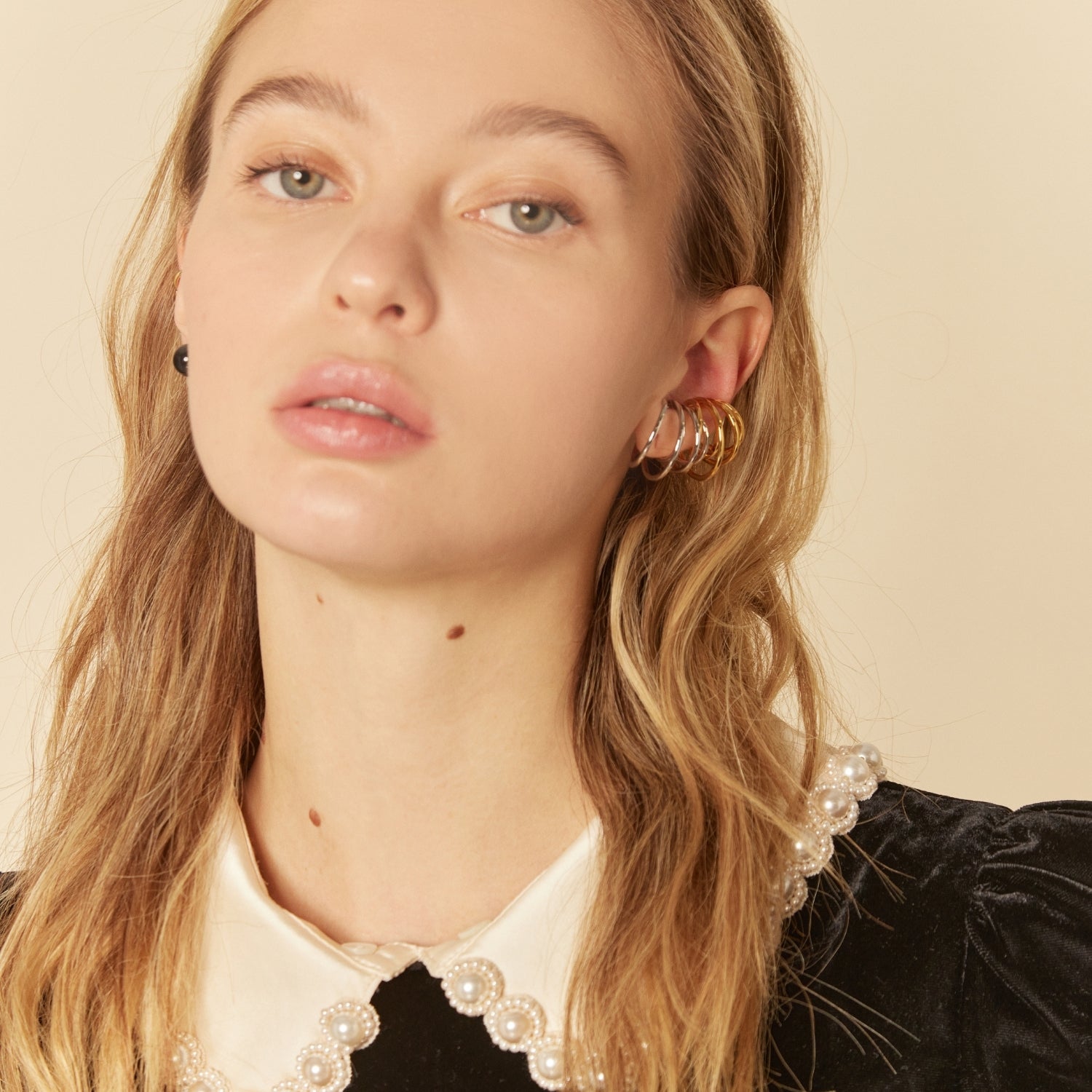 BOUCLE D'OREILLE EN ARGENT DEIO