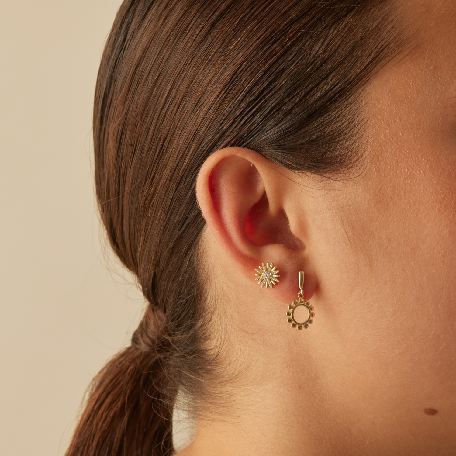 PENDIENTE PIERCING GOLDEN DAISY